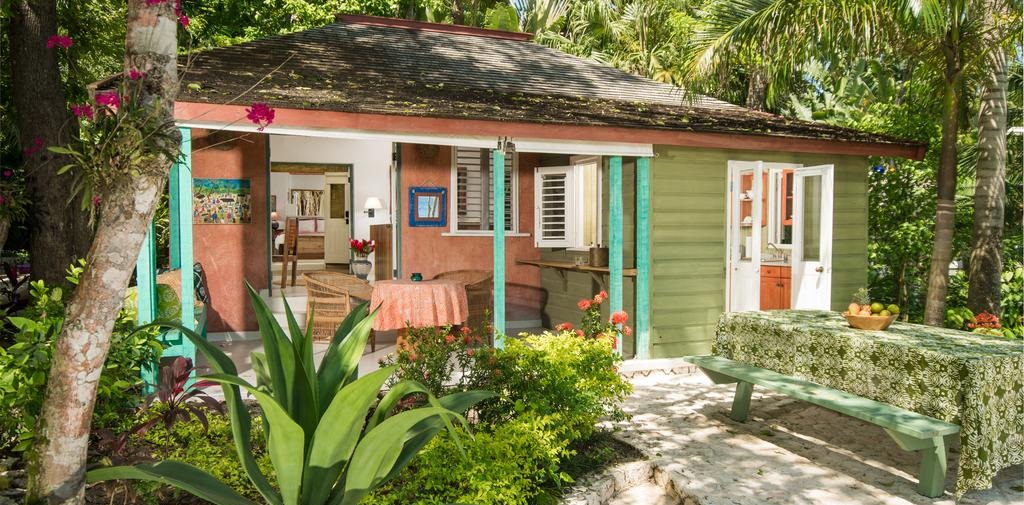 Unique hotel GoldenEye, Jamaica